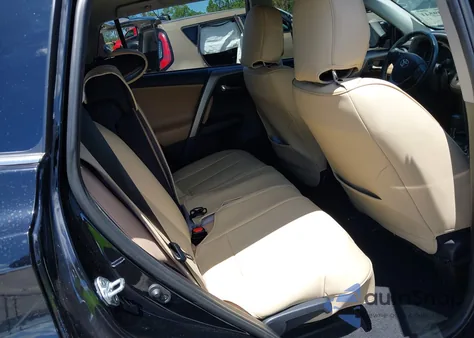 2018 Toyota Rav4 Xle from USA, damaged, VIN 2T3RFREV4JW753672